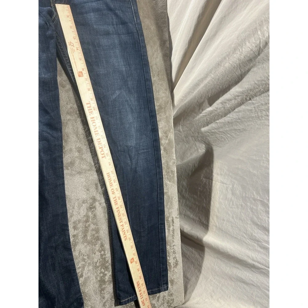 Levi's 513 Slim Straight Jeans Men's 30x32 Blue Denim 08513-0582 Dark Wash